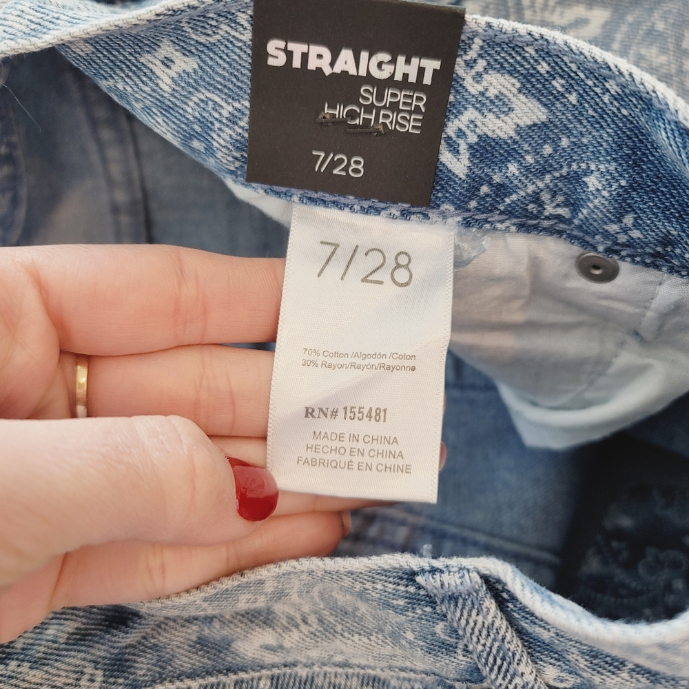 NWT Simple Society Super High Rise Straight Denim Jeans Women's Size 7/28 - Picture 8 of 13